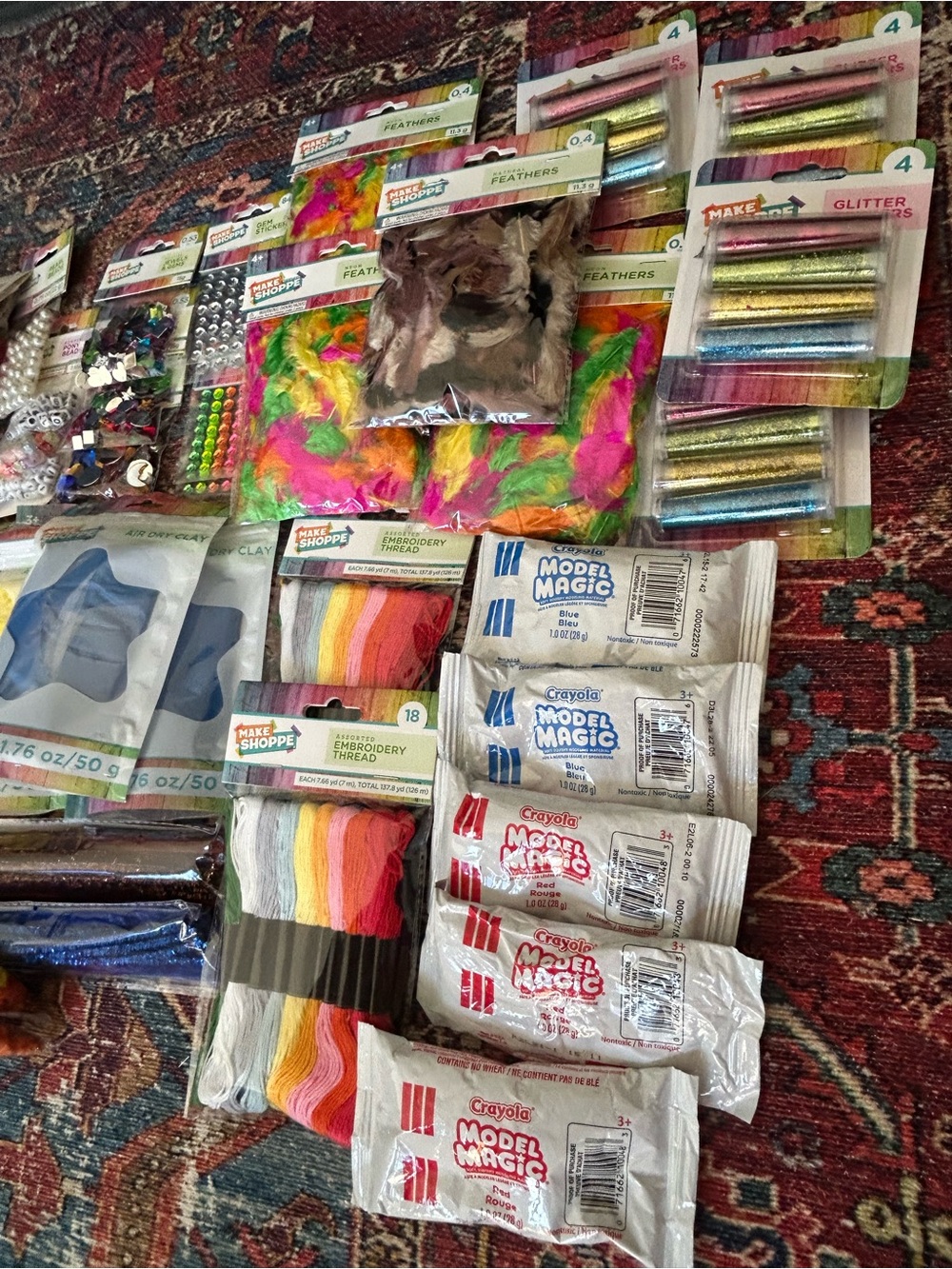 Ultimate Crafters Kit “In-a-Box” Play Experience - Picture 2 of 7